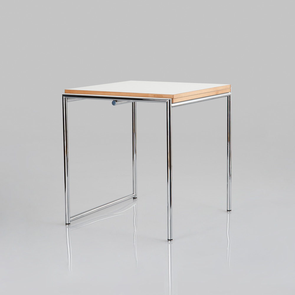 Eileen Gray – Jean